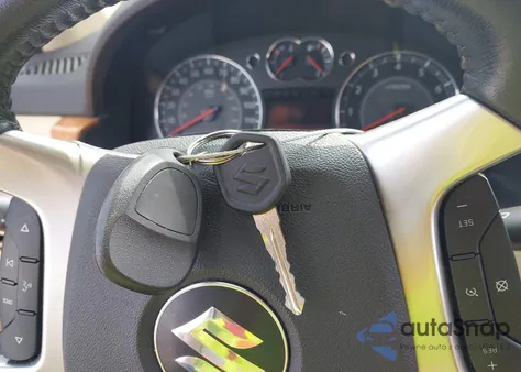 2007 Suzuki Xl7 Luxury z USA, uszkodzony, nr VIN 2S3DA417176129398